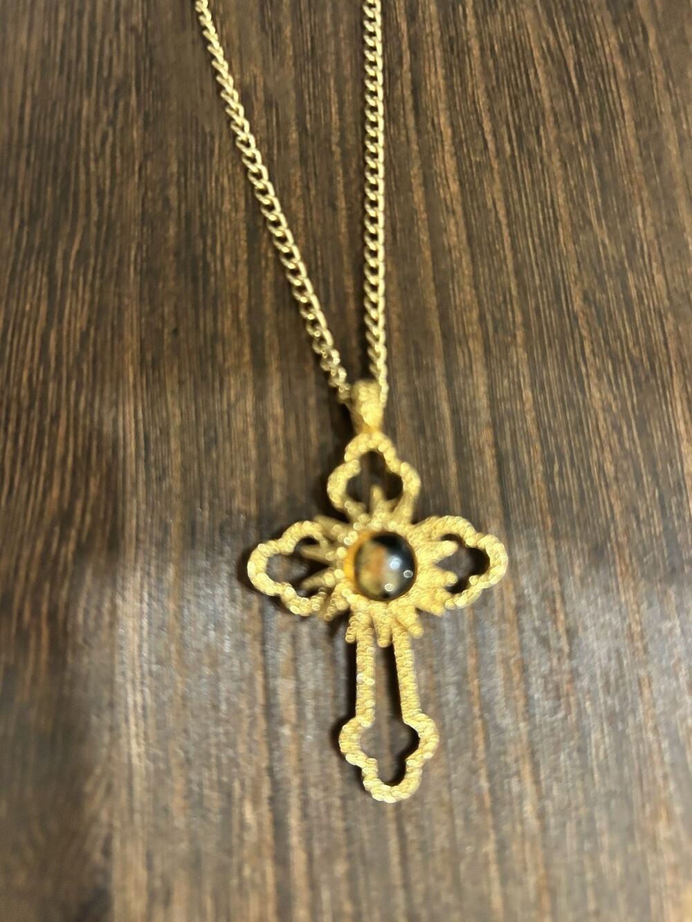 Vintage Nativity Holy Land Relic Stone From Israel Bethlehem Cross Gold Tone
